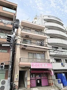 外観: