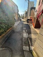 その他: